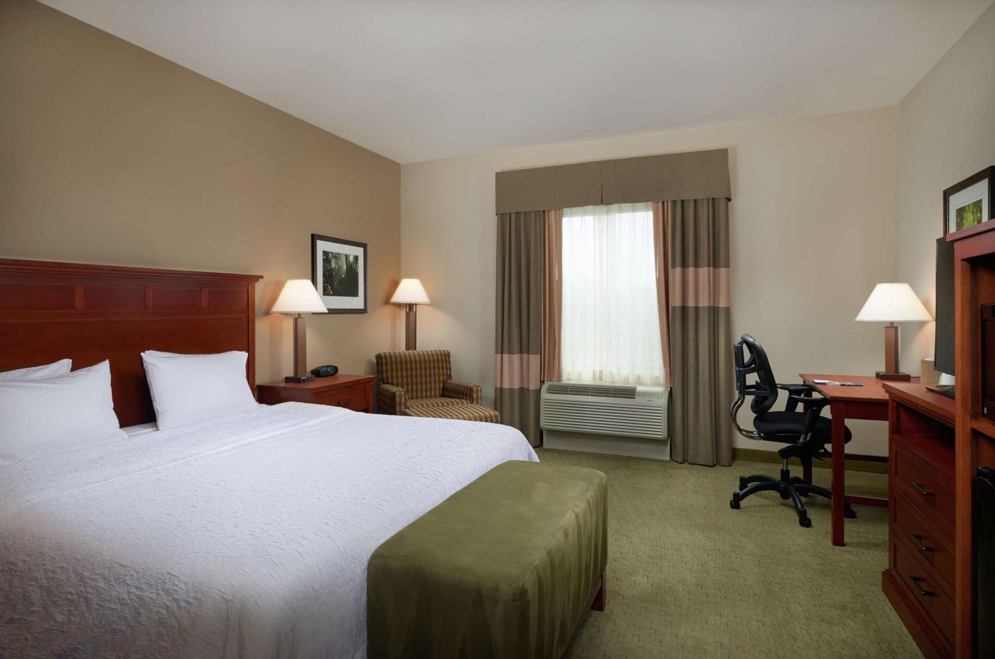 Hampton Inn And Suites Сейлем Екстер'єр фото